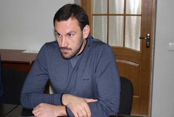 В 2016 году специалисты Госкомрегистра зарегистрировали свыше 4200 арестов и запрещений на объекты недвижимости — Александр Спиридонов - «Госкомрегистр»