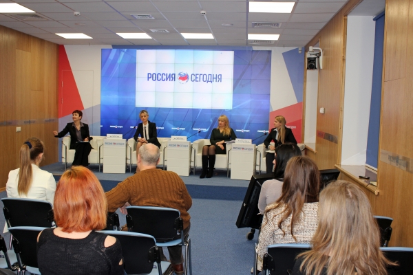 Сотрудники отделов кадастрового учета Госкомрегистра выполняют объем работы, в три раза превышающий все допустимые нормы — Анастасия Рылькова - «Госкомрегистр»