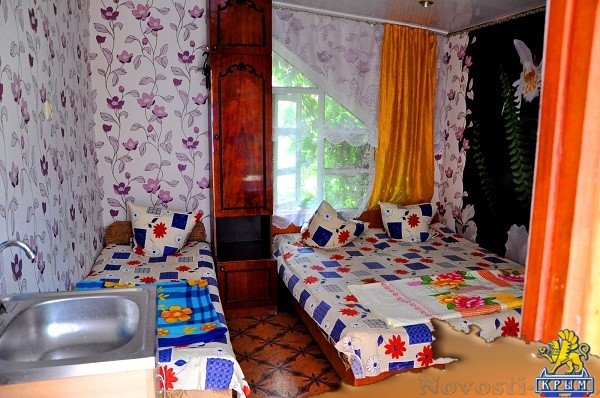 Отдых в Коктебеле. Жильё эконом класса Отдых в Крыму 2017 - жильё в Крыму без посредников - «Отдых в Коктебеле»