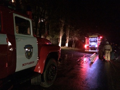 За прошедшую ночь крымские спасатели на пожаре спасли семнадцать человек - «МЧС»