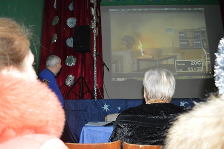 В поселке Солнечногорское (городской округ Алушта) состоялось выездное обучающее занятие для населения по пожарной безопасности - «МЧС»