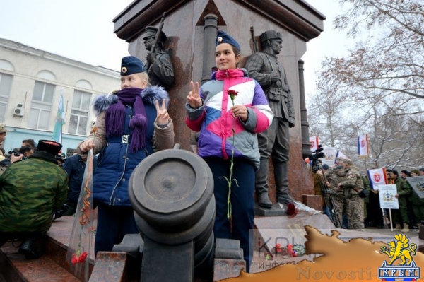 Руководство Крыма открыло памятник «Народному ополчению всех времен» (ФОТО) - «Общество Крыма»