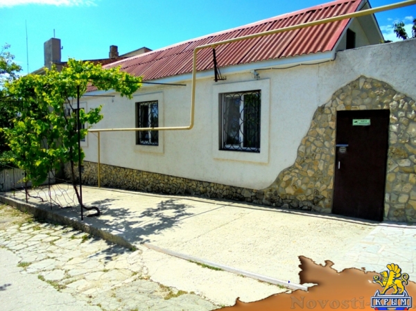 Отдых в Феодосии. Уютный домик с террасой на 2-5 человек в Феодосии. Отдых в Крыму 2017 - жильё в Крыму без посредников - «Отдых в Феодосии»