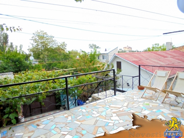 Отдых в Феодосии. Двухкомнатный домик с террасой на 3-7 человек в Феодосии. Отдых в Крыму 2017 - жильё в Крыму без посредников - «Отдых в Феодосии» Отдых в Феодосии. Двухкомнатный домик с террасой на 3-7 человек в Феодосии. Отдых в Крыму 2017 - жильё в Крыму без посредников - «Отдых в Феодосии»