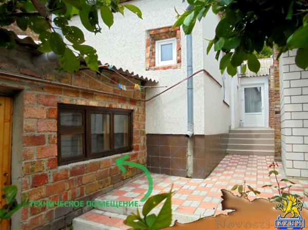 Отдых в Феодосии. Отдельный трехкомнатный дом со своим закрытым двором и гаражом, без хозяев, в Феодосии. Отдых в Крыму 2017 - жильё в Крыму без посредников - «Отдых в Феодосии»