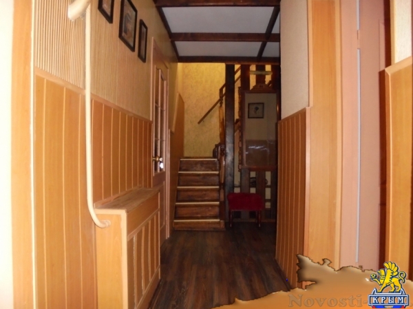 Отдых в Феодосии. Четырехкомнатный двухэтажный дом в Феодосии. Отдых в Крыму 2017 - жильё в Крыму без посредников - «Отдых в Феодосии» Отдых в Феодосии. Четырехкомнатный двухэтажный дом в Феодосии. Отдых в Крыму 2017 - жильё в Крыму без посредников - «Отдых в Феодосии»