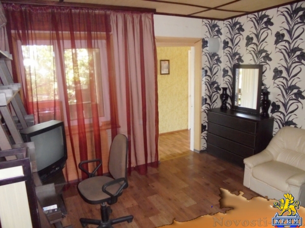 Отдых в Феодосии. Четырехкомнатный двухэтажный дом в Феодосии. Отдых в Крыму 2017 - жильё в Крыму без посредников - «Отдых в Феодосии» Отдых в Феодосии. Четырехкомнатный двухэтажный дом в Феодосии. Отдых в Крыму 2017 - жильё в Крыму без посредников - «Отдых в Феодосии»