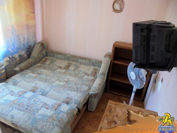 Отдых в Феодосии. Четырехкомнатный двухэтажный дом в Феодосии. Отдых в Крыму 2017 - жильё в Крыму без посредников - «Отдых в Феодосии» Отдых в Феодосии. Четырехкомнатный двухэтажный дом в Феодосии. Отдых в Крыму 2017 - жильё в Крыму без посредников - «Отдых в Феодосии»