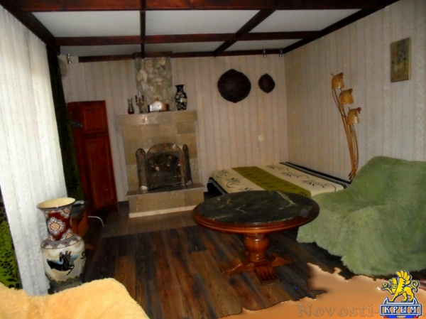 Отдых в Феодосии. Четырехкомнатный двухэтажный дом в Феодосии. Отдых в Крыму 2017 - жильё в Крыму без посредников - «Отдых в Феодосии» Отдых в Феодосии. Четырехкомнатный двухэтажный дом в Феодосии. Отдых в Крыму 2017 - жильё в Крыму без посредников - «Отдых в Феодосии»