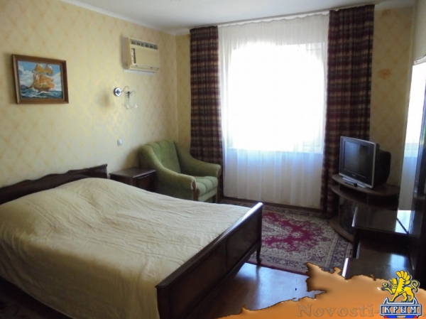 Отдых в Феодосии. Двухкомнатный домик с беседкой на 3-5 человек в Феодосии. Отдых в Крыму 2017 - жильё в Крыму без посредников - «Отдых в Феодосии» Отдых в Феодосии. Двухкомнатный домик с беседкой на 3-5 человек в Феодосии. Отдых в Крыму 2017 - жильё в Крыму без посредников - «Отдых в Феодосии»