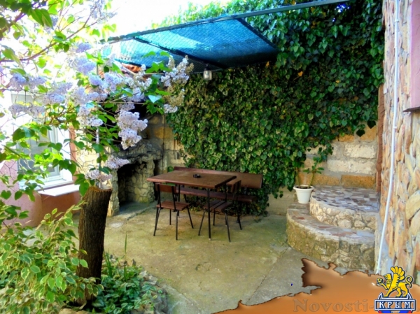 Отдых в Феодосии. Домик для семейного отдыха на 2-4 человека в Феодосии. Отдых в Крыму 2017 - жильё в Крыму без посредников - «Отдых в Феодосии» Отдых в Феодосии. Домик для семейного отдыха на 2-4 человека в Феодосии. Отдых в Крыму 2017 - жильё в Крыму без посредников - «Отдых в Феодосии»