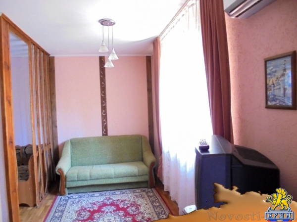 Отдых в Феодосии. Домик для семейного отдыха на 2-4 человека в Феодосии. Отдых в Крыму 2017 - жильё в Крыму без посредников - «Отдых в Феодосии» Отдых в Феодосии. Домик для семейного отдыха на 2-4 человека в Феодосии. Отдых в Крыму 2017 - жильё в Крыму без посредников - «Отдых в Феодосии»