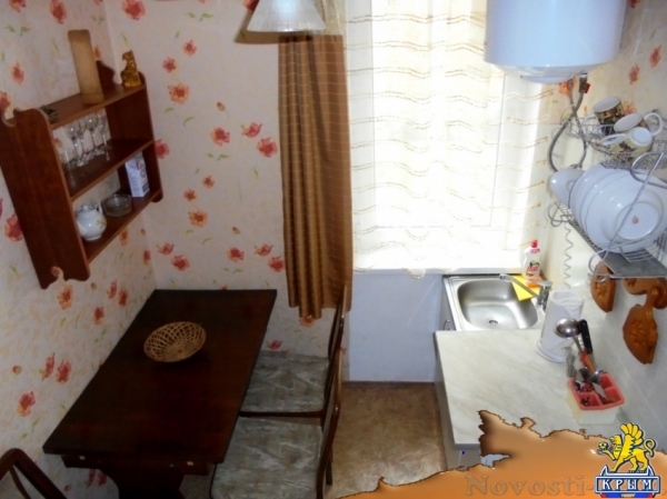 Отдых в Феодосии. Домик под абрикосовым деревом на 2-4 человека в Феодосии. Отдых в Крыму 2017 - жильё в Крыму без посредников - «Отдых в Феодосии» Отдых в Феодосии. Домик под абрикосовым деревом на 2-4 человека в Феодосии. Отдых в Крыму 2017 - жильё в Крыму без посредников - «Отдых в Феодосии»