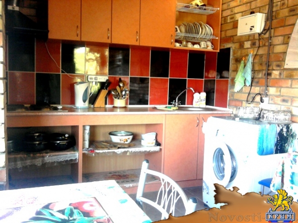 Отдых в Феодосии. Сдаю номера в Гостевом Доме У Ирины Отдых в Крыму 2017 - жильё в Крыму без посредников - «Отдых в Феодосии» Отдых в Феодосии. Сдаю номера в Гостевом Доме У Ирины Отдых в Крыму 2017 - жильё в Крыму без посредников - «Отдых в Феодосии»