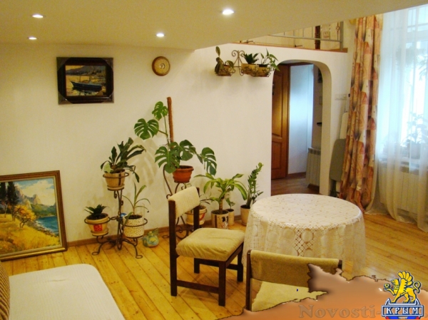 Отдых в Ялте. Благоустроенная квартира в живописном центре Ялты, Крым Отдых в Крыму 2017 - жильё в Крыму без посредников - «Отдых в Ялте»