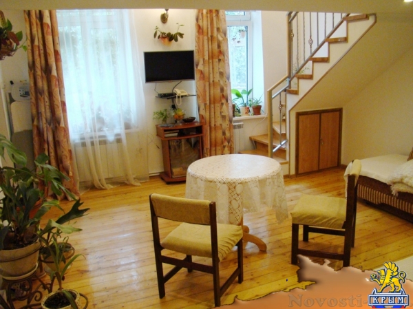 Отдых в Ялте. Благоустроенная квартира в живописном центре Ялты, Крым Отдых в Крыму 2017 - жильё в Крыму без посредников - «Отдых в Ялте»