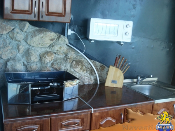 Отдых в Ялте. Сдаётся отдельно стоящий домик над морем. Кастрополь(район Фороса). Отдых в Крыму 2017 - жильё в Крыму без посредников - «Отдых в Ялте»