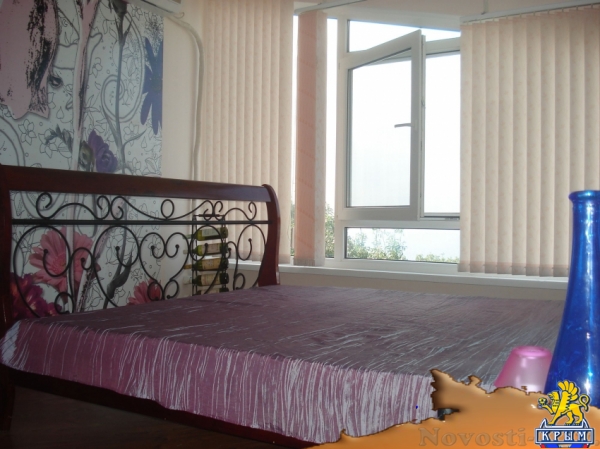 Отдых в Ялте. Сдаётся 3 этаж частного дома в Кастрополе. Шикарный вид из всех окон на море, горы. Отдых в Крыму 2017 - жильё в Крыму без посредников - «Отдых в Ялте»