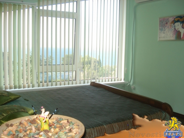 Отдых в Ялте. Сдаётся 3 этаж частного дома в Кастрополе. Шикарный вид из всех окон на море, горы. Отдых в Крыму 2017 - жильё в Крыму без посредников - «Отдых в Ялте»