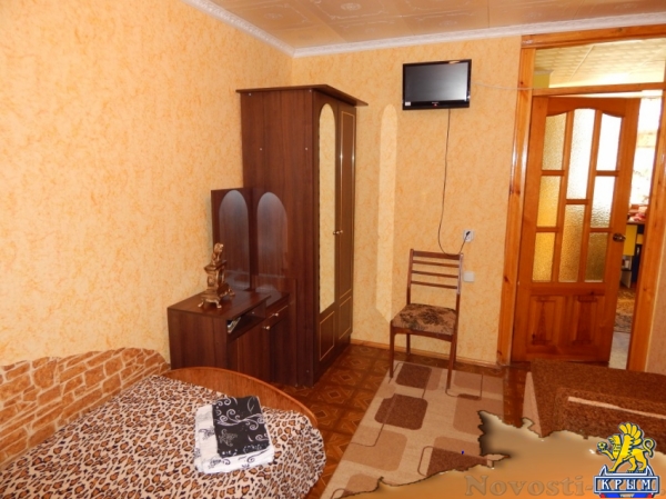 Отдых в Алуште. Сдам в 3-х минутах от моря 2-х комнатный домик в Алуште Отдых в Крыму 2017 - жильё в Крыму без посредников - «Отдых в Алуште» Отдых в Алуште. Сдам в 3-х минутах от моря 2-х комнатный домик в Алуште Отдых в Крыму 2017 - жильё в Крыму без посредников - «Отдых в Алуште»