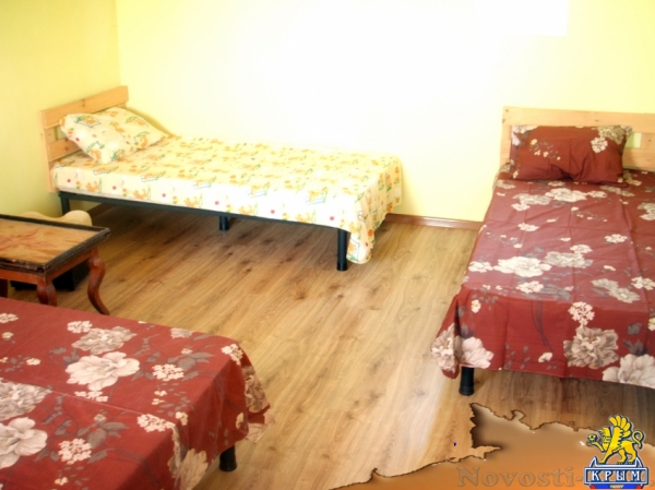 Отдых в Береговом. Отдельный дом .50 метров от Золотого Пляжа пос Береговое Отдых в Крыму 2017 - жильё в Крыму без посредников - «Отдых в Береговом»