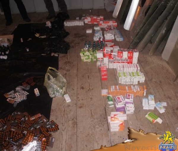 Крымские пограничники задержали гражданина Украины с 50 кг контрабандных лекарств (ФОТО) - «Культура Крыма»