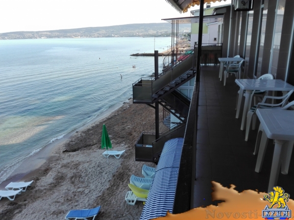 Отдых в Феодосии. Коттедж у моря со своим песчаным пляжем Отдых в Крыму 2017 - жильё в Крыму без посредников - «Отдых в Феодосии»