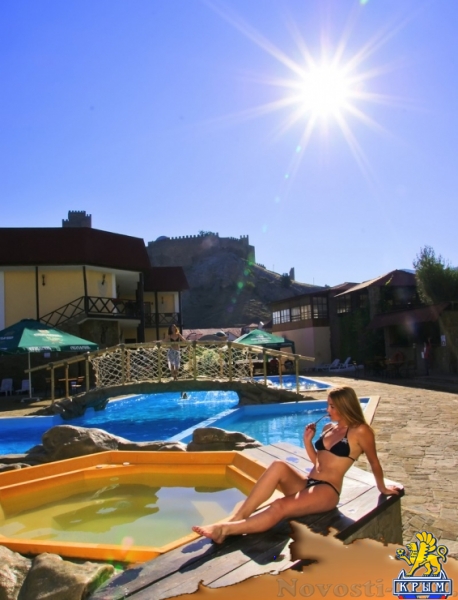 Отдых в Судаке. Отель с бассейном в 100м от моря и видом на крепость Отдых в Крыму 2017 - жильё в Крыму без посредников - «Отдых в Судаке»