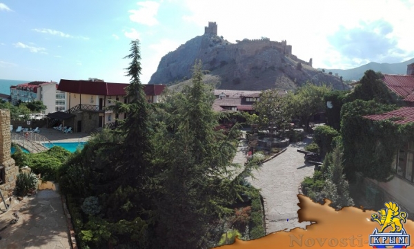 Отдых в Судаке. Отель с бассейном в 100м от моря и видом на крепость Отдых в Крыму 2017 - жильё в Крыму без посредников - «Отдых в Судаке»