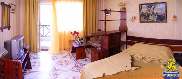 Отдых в Судаке. Отель с бассейном в 100м от моря и видом на крепость Отдых в Крыму 2017 - жильё в Крыму без посредников - «Отдых в Судаке»