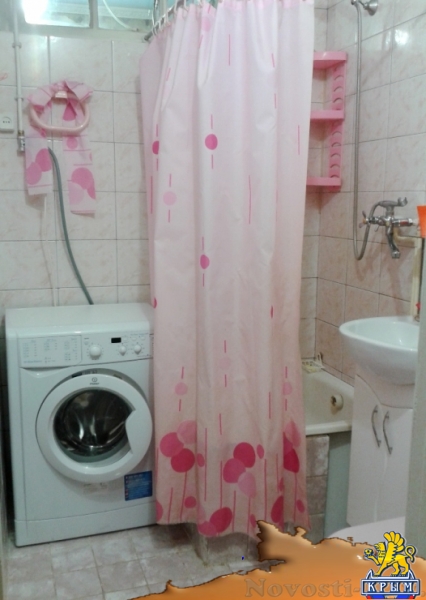 Отдых в Приморском. Ноги в море! Сдаю 1Квартиру в пос.Приморский Отдых в Крыму 2017 - жильё в Крыму без посредников - «Отдых в Приморском»