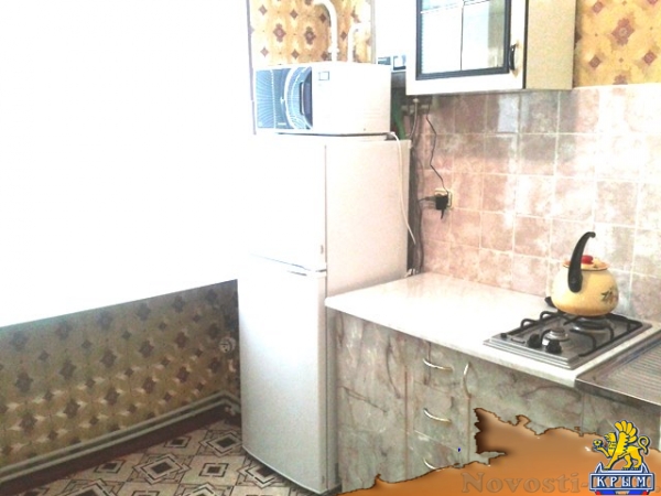 Отдых в Приморском. Сдаю 1Квартиру море-50метров ул.Советская 22 Отдых в Крыму 2017 - жильё в Крыму без посредников - «Отдых в Приморском»