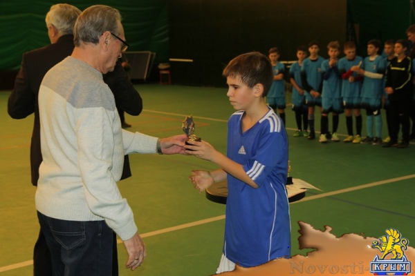 Рождественский турнир по мини-футболу среди детей состоялся в Керчи - «Керчь»