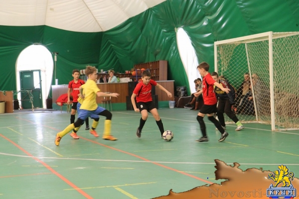 Рождественский турнир по мини-футболу среди детей состоялся в Керчи - «Керчь»