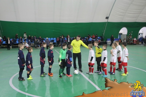 Рождественский турнир по мини-футболу среди детей состоялся в Керчи - «Керчь»