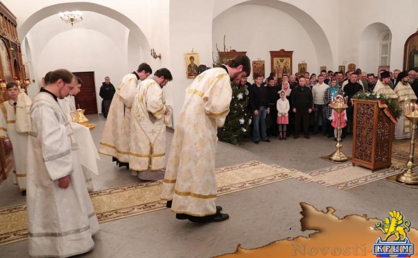 "Рождественские дни озаряют нашу жизнь особой радостью, пробуждают самые добрые чувства", - Путин (ФОТО) - «Симферополь» "Рождественские дни озаряют нашу жизнь особой радостью, пробуждают самые добрые чувства", - Путин (ФОТО) - «Симферополь»