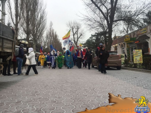 В Евпатории на Рождество "моржи" искупались в "теплом" море (ФОТОФАКТ) - «Симферополь»