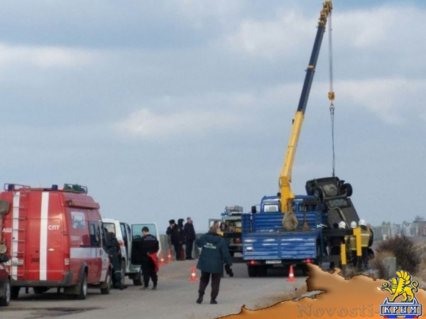 В Севастополе после новогодней ночи из моря выловили легковушку с людьми (ФОТО)  - «Происшествия»