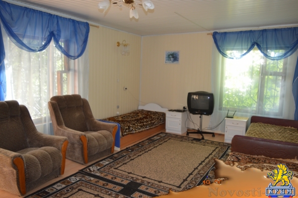 Отдых в Феодосии. Домик 3 минуты до моря медленным шагом Отдых в Крыму 2017 - жильё в Крыму без посредников - «Отдых в Феодосии» Отдых в Феодосии. Домик 3 минуты до моря медленным шагом Отдых в Крыму 2017 - жильё в Крыму без посредников - «Отдых в Феодосии»