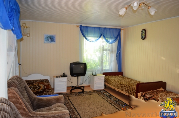 Отдых в Феодосии. Домик 3 минуты до моря медленным шагом Отдых в Крыму 2017 - жильё в Крыму без посредников - «Отдых в Феодосии» Отдых в Феодосии. Домик 3 минуты до моря медленным шагом Отдых в Крыму 2017 - жильё в Крыму без посредников - «Отдых в Феодосии»