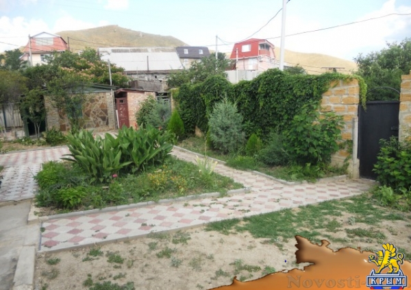 Отдых-эконом в Орджоникидзе. Сдам отдельные домики в Феодосии(пгт Орджоникидзе) на большую компанию Отдых в Крыму 2017 - жильё в Крыму без посредников - «Отдых в Орджоникидзе» Отдых-эконом в Орджоникидзе. Сдам отдельные домики в Феодосии(пгт Орджоникидзе) на большую компанию Отдых в Крыму 2017 - жильё в Крыму без посредников - «Отдых в Орджоникидзе»