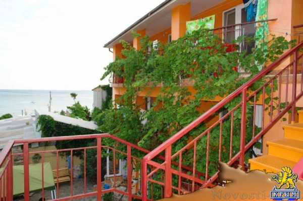 Отдых-эконом в Орджоникидзе. отдых в Крыму Орджоникидзе мини гостиница Миндаль Отдых в Крыму 2017 - жильё в Крыму без посредников - «Отдых в Орджоникидзе»