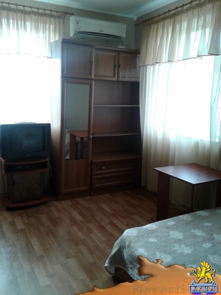 Отдых в Евпатории. Сдам 4-хкомнатный дом у моря в Заозерном пригород Евпатории Отдых в Крыму 2017 - жильё в Крыму без посредников - «Отдых в Евпатории»