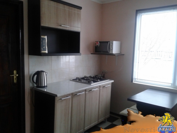 Отдых в Евпатории. Сдам у моря 3-хкомн. дом в пригороде Евпатории(12км.) Отдых в Крыму 2017 - жильё в Крыму без посредников - «Отдых в Евпатории»