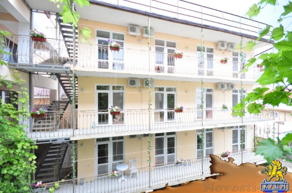 Отдых в Судаке. Номера в 5 минутах (400м) от моря. Отдых в Крыму 2017 - жильё в Крыму без посредников - «Отдых в Судаке»