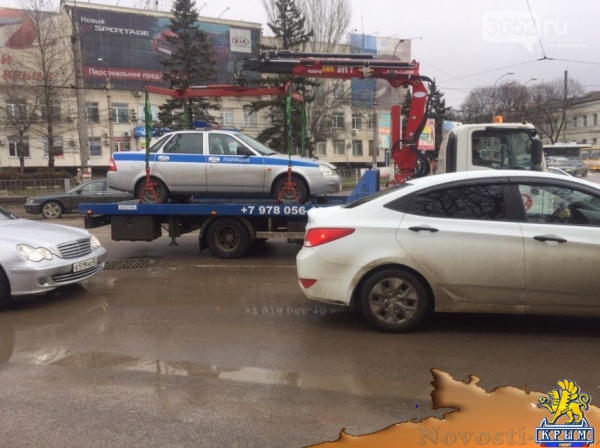 И такое бывает: В Симферополе эвакуировали автомобиль полиции (ФОТОФАКТ) - «Симферополь»