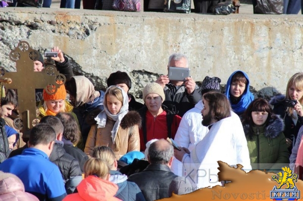 Крестные ходы в честь Крещения прошли в Гурзуфе, Ялте и Алупке (ФОТО) - «Культура Крыма»