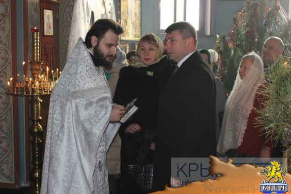 Крестные ходы в честь Крещения прошли в Гурзуфе, Ялте и Алупке (ФОТО) - «Культура Крыма»