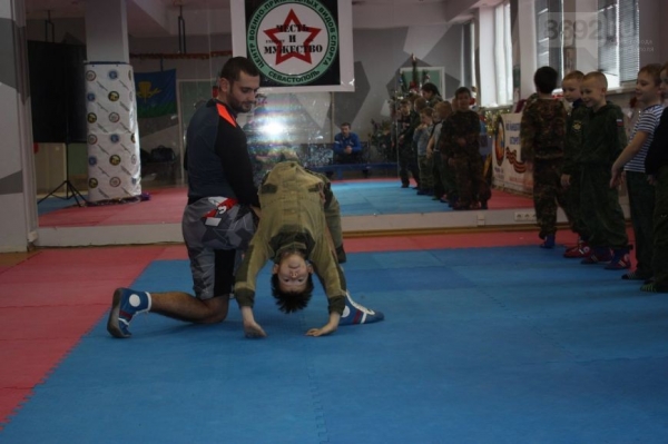 Севастопольские рукопашники будут обучать в Симферополе.  - «Спорт»