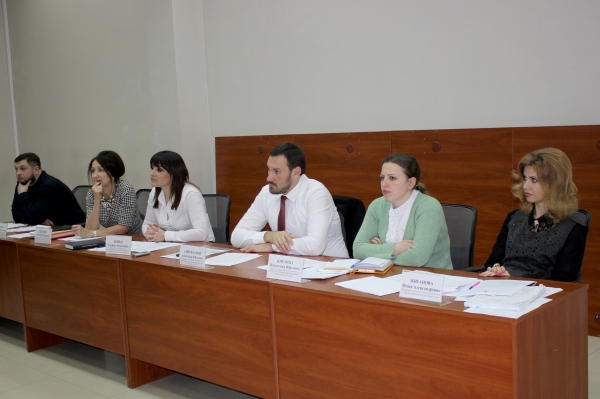 В Госкомрегистре подвели первые итоги работы по новому закону о регистрации недвижимости - «Госкомрегистр»